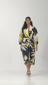 Tricia Robe